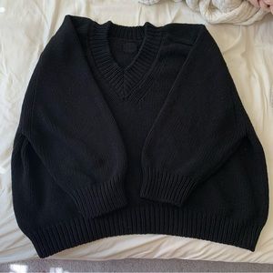 black babaa jumper no 22